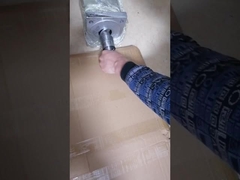 Injektions-Extrusionsmaschine mit einem Schraubfass